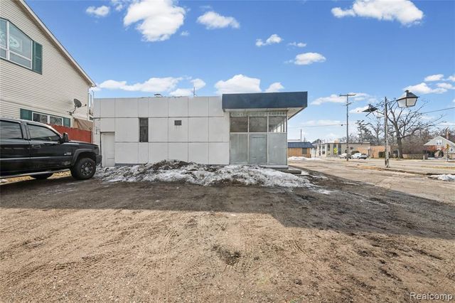 940 Livernois Street, Ferndale, MI 48220