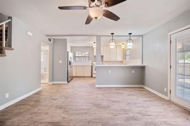 5504 Coventry LN, Austin, TX 78723