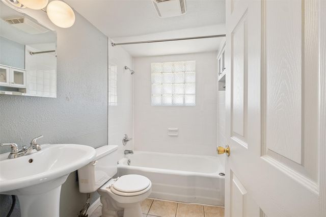 5504 Coventry LN, Austin, TX 78723