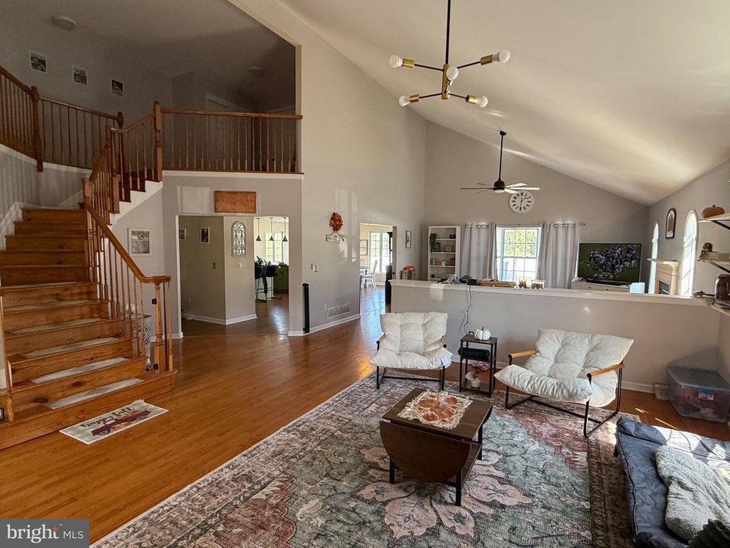 1017 SHIRA CT, West Deptford, NJ 08086
