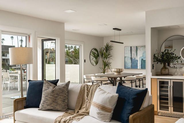 2851 SEAHORSE Avenue, Ventura, CA 93001