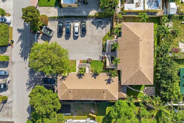 242 NE 12th Street 2, Delray Beach, FL 33444