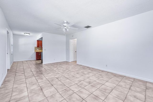 242 NE 12th Street 2, Delray Beach, FL 33444
