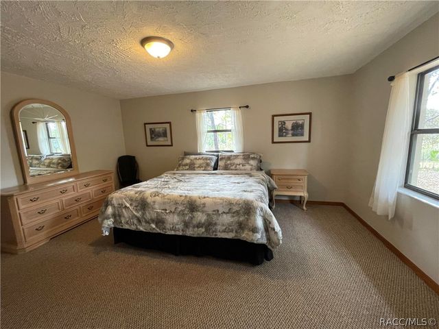 1323 W Bucknell Avenue, Inverness, FL 34450