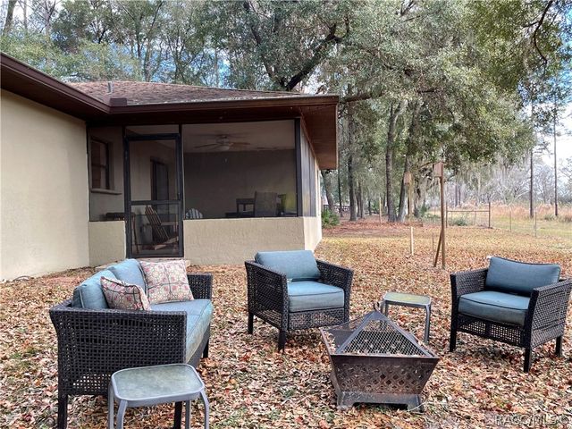 1323 W Bucknell Avenue, Inverness, FL 34450