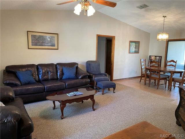 1323 W Bucknell Avenue, Inverness, FL 34450