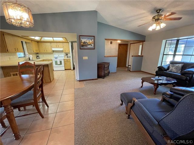1323 W Bucknell Avenue, Inverness, FL 34450