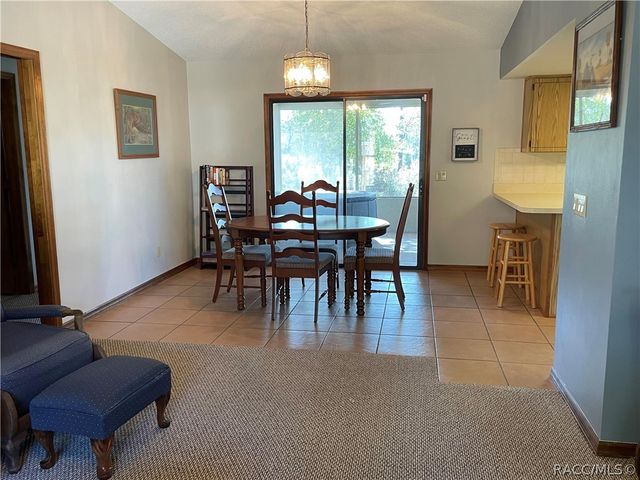 1323 W Bucknell Avenue, Inverness, FL 34450