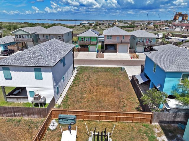 210 Port Lavaca St, Port Aransas, TX 78373