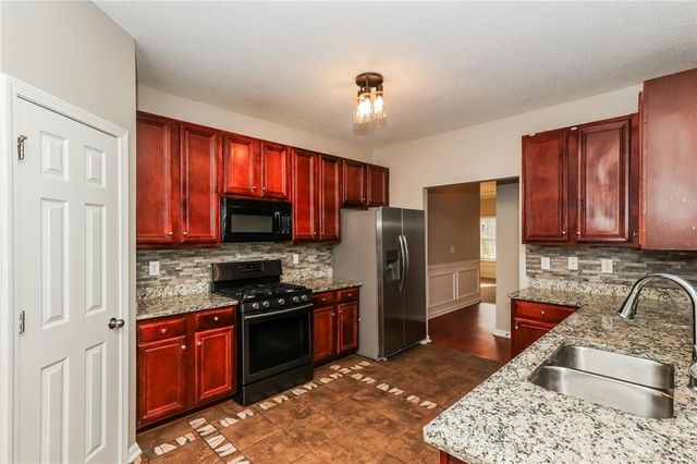 2722 Elkmont Ridge SW, Atlanta, GA 30331