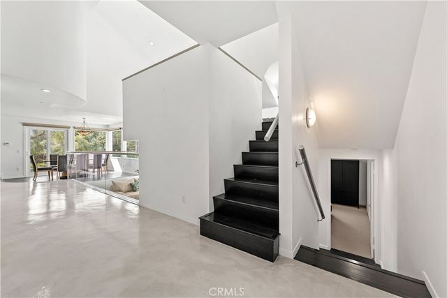 385 S Via Montanera, Anaheim Hills, CA 92807