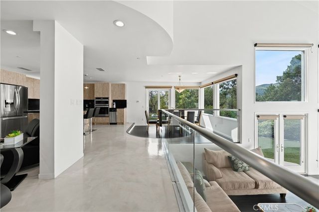 385 S Via Montanera, Anaheim Hills, CA 92807