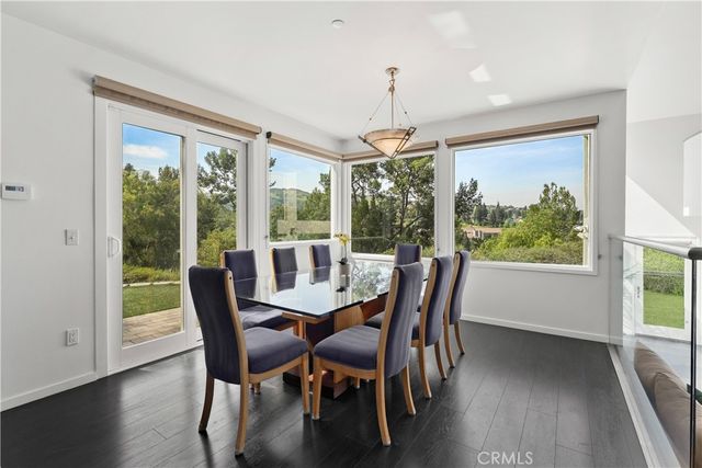 385 S Via Montanera, Anaheim Hills, CA 92807