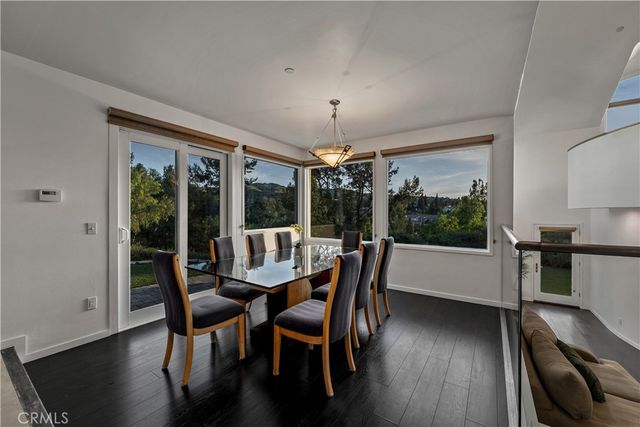 385 S Via Montanera, Anaheim Hills, CA 92807