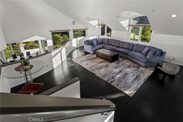 385 S Via Montanera, Anaheim Hills, CA 92807