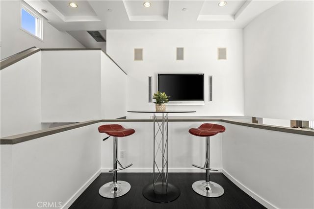 385 S Via Montanera, Anaheim Hills, CA 92807