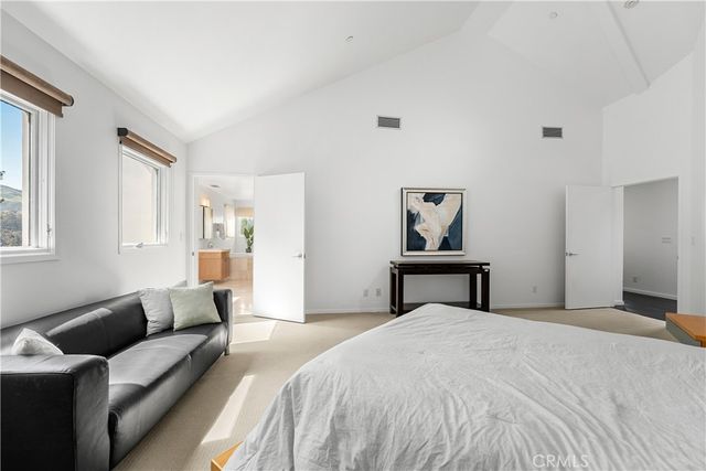 385 S Via Montanera, Anaheim Hills, CA 92807