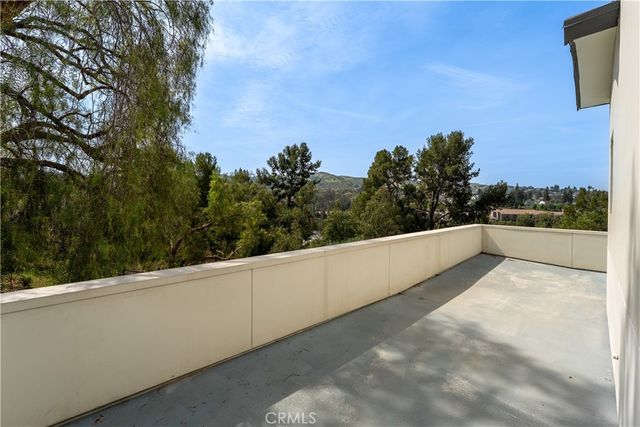 385 S Via Montanera, Anaheim Hills, CA 92807