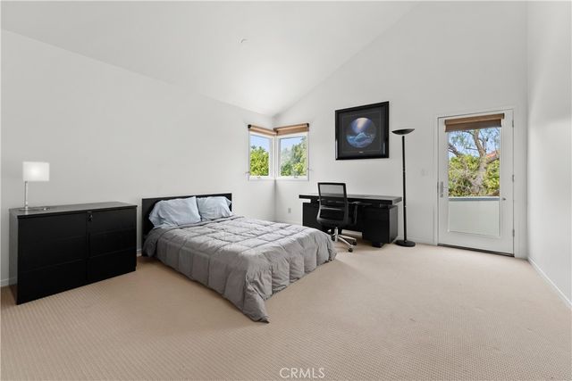 385 S Via Montanera, Anaheim Hills, CA 92807