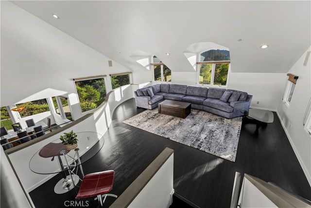 385 S Via Montanera, Anaheim Hills, CA 92807