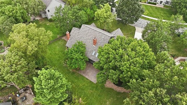 3353 W 129th Terrace, Leawood, KS 66209