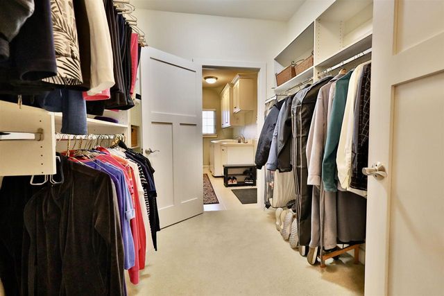 21 Settler Hill Circle, Madison, WI 53717