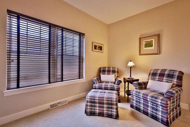 21 Settler Hill Circle, Madison, WI 53717