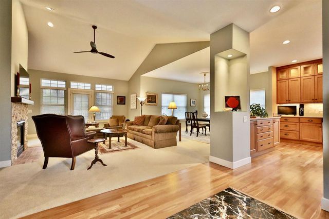 21 Settler Hill Circle, Madison, WI 53717