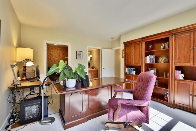 21 Settler Hill Circle, Madison, WI 53717