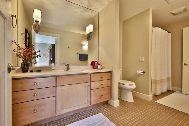 21 Settler Hill Circle, Madison, WI 53717