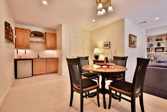 21 Settler Hill Circle, Madison, WI 53717