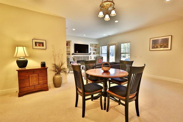21 Settler Hill Circle, Madison, WI 53717