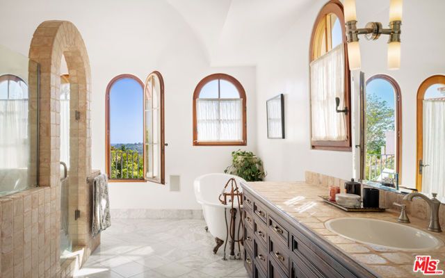 6201 Ramirez Mesa Drive, Malibu, CA 90265