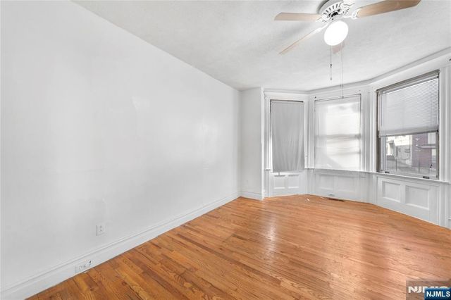 44-46 Richards Street, Newark, NJ 07105