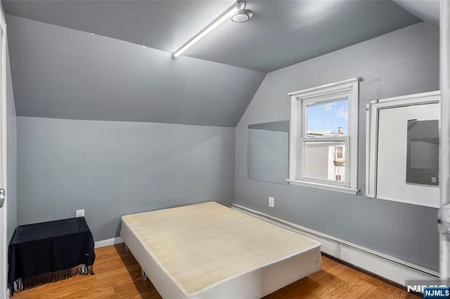 44-46 Richards Street, Newark, NJ 07105