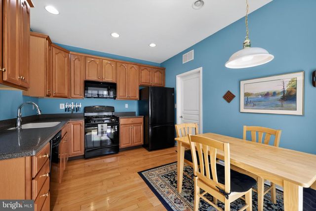 48 BORTON AVE, Voorhees, NJ 08043