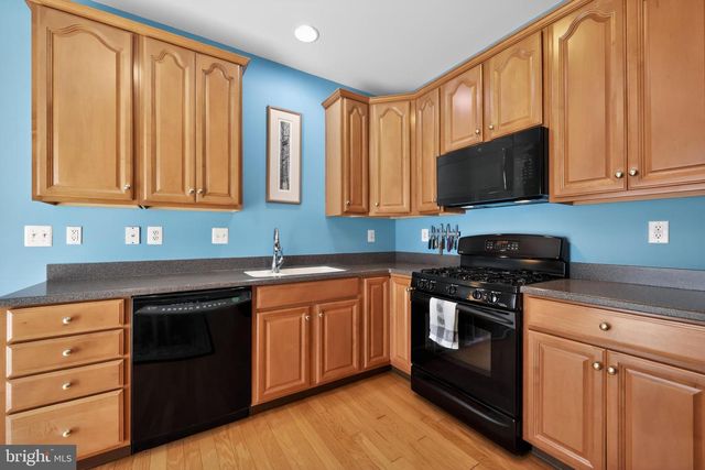 48 BORTON AVE, Voorhees, NJ 08043