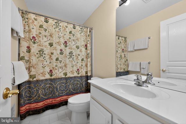 48 BORTON AVE, Voorhees, NJ 08043