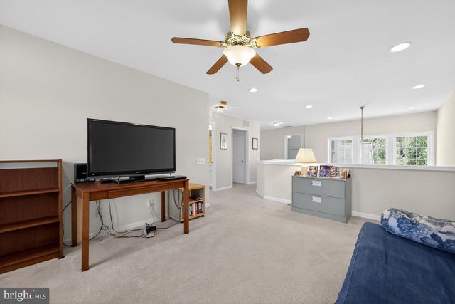 48 BORTON AVE, Voorhees, NJ 08043