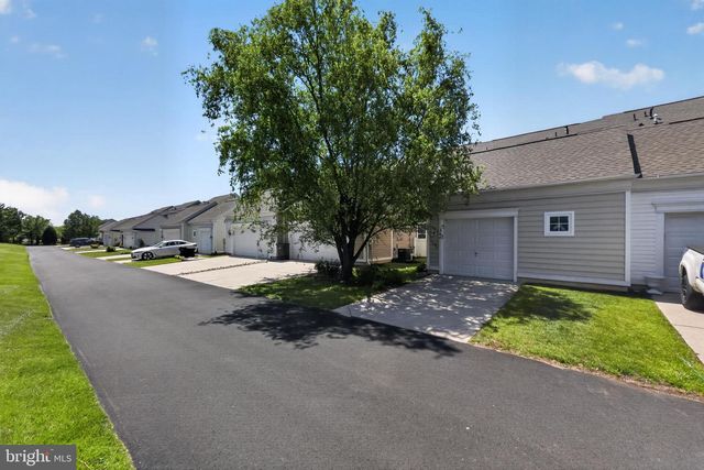 48 BORTON AVE, Voorhees, NJ 08043
