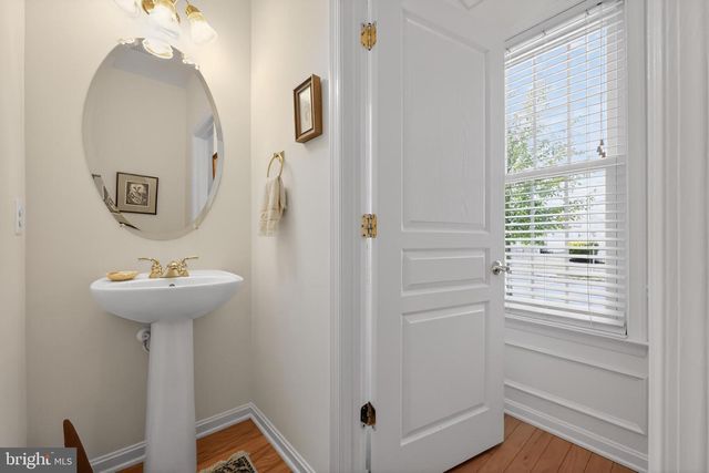 48 BORTON AVE, Voorhees, NJ 08043