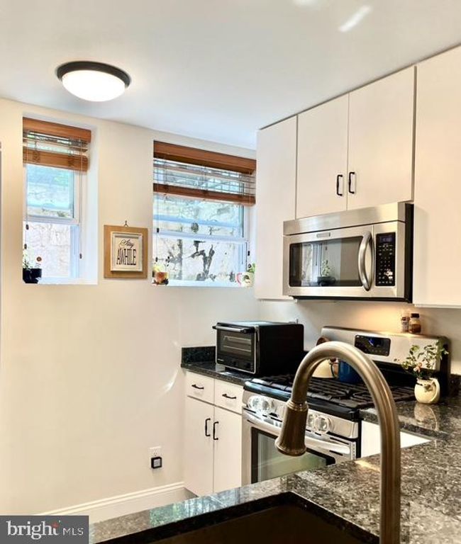 2339 40TH PL NW #5, Washington, DC 20007