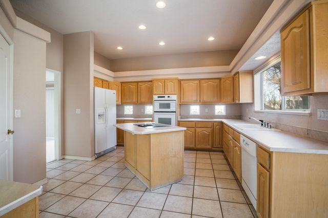 3561 White Horse Drive SE, Rio Rancho, NM 87124