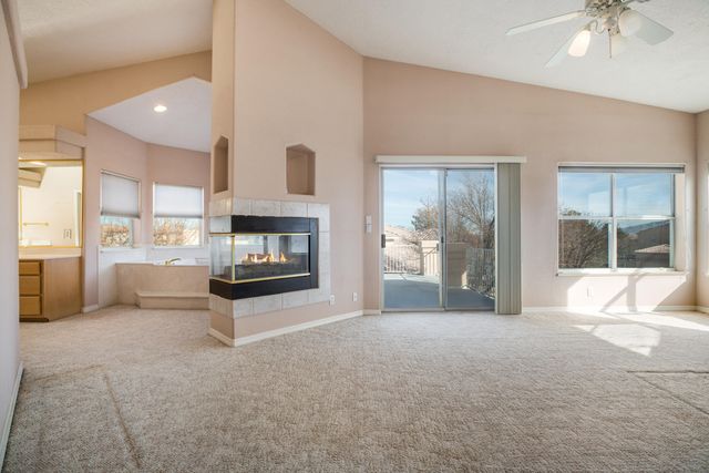 3561 White Horse Drive SE, Rio Rancho, NM 87124