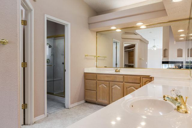 3561 White Horse Drive SE, Rio Rancho, NM 87124