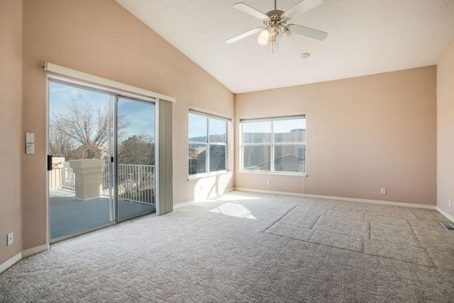 3561 White Horse Drive SE, Rio Rancho, NM 87124