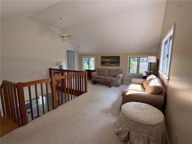 157 Briarwood Avenue, Middletown, RI 02842