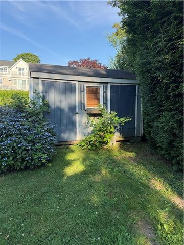 157 Briarwood Avenue, Middletown, RI 02842