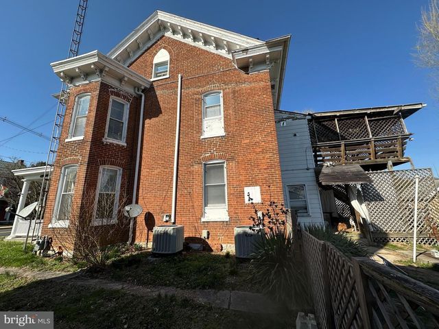 234 S WASHINGTON STREET, Greencastle, PA 17225