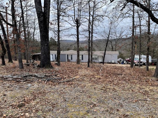 1725 Cook Road, Taneyville, MO 65759